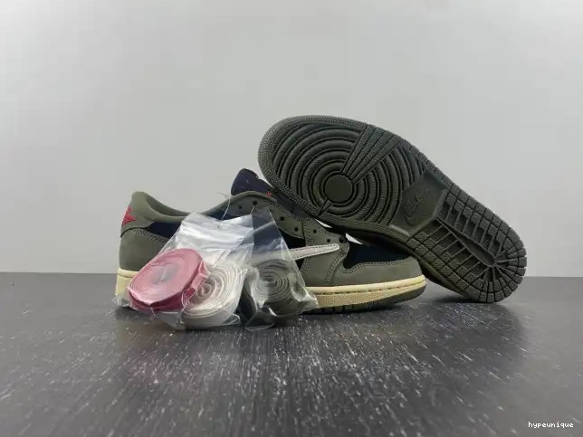 HYPE DM7866-002 AIR LOW JORDAN OG TRAVIS 1 'BLACK SP SCOTT OLIVE' X 0429
